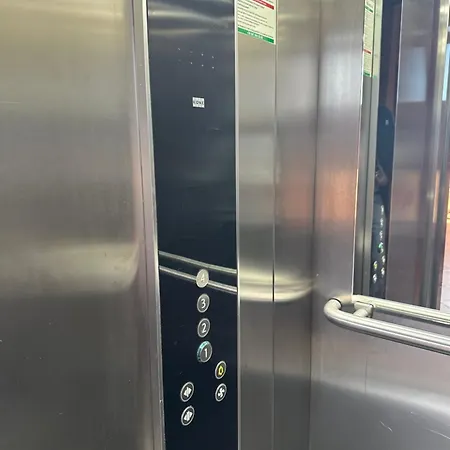 Sofia & Отель *